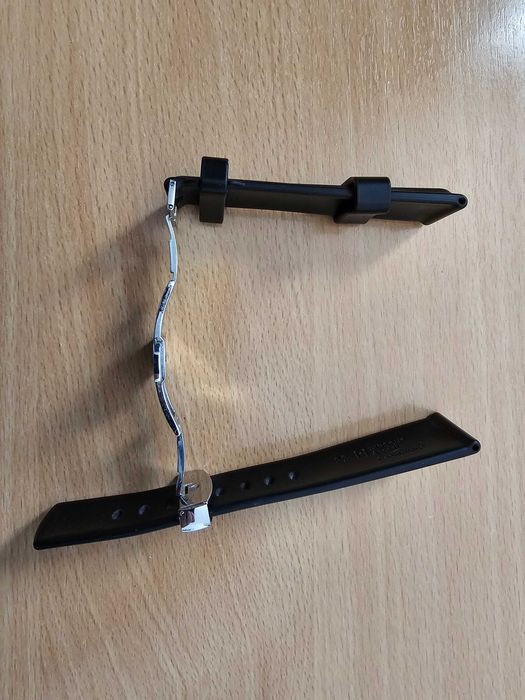 Curea de Ceas Neagra Hirsch Accent, Cauciuc, Latime 22mm, Lungime 20cm