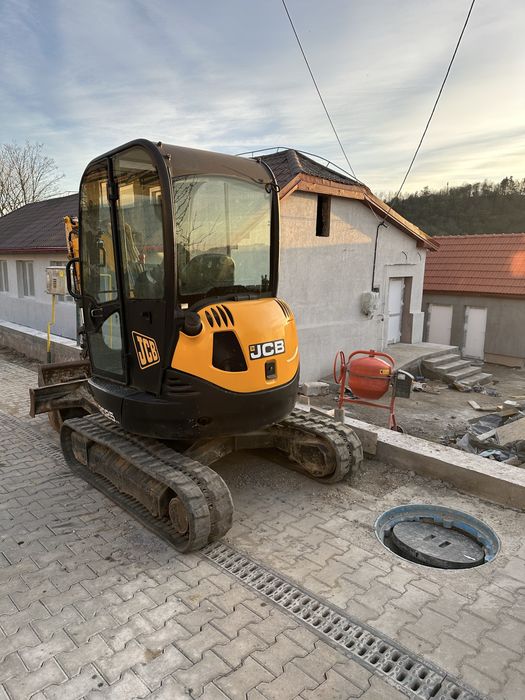 Inchiriere Buldoexcavator, Mini Excavator ,bobcat 5tone