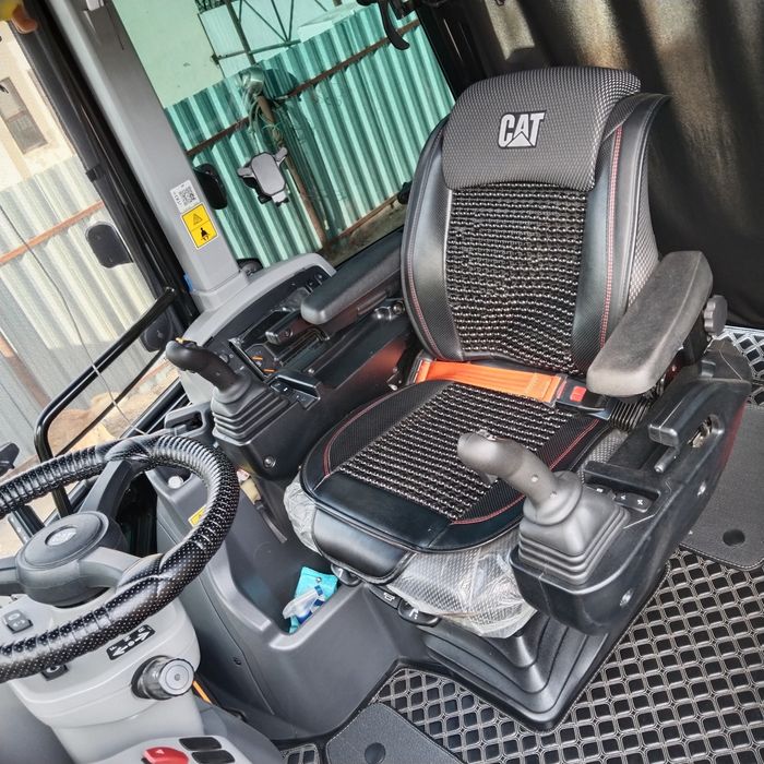 Продам Экскаватор погрузчик Cat 432f2