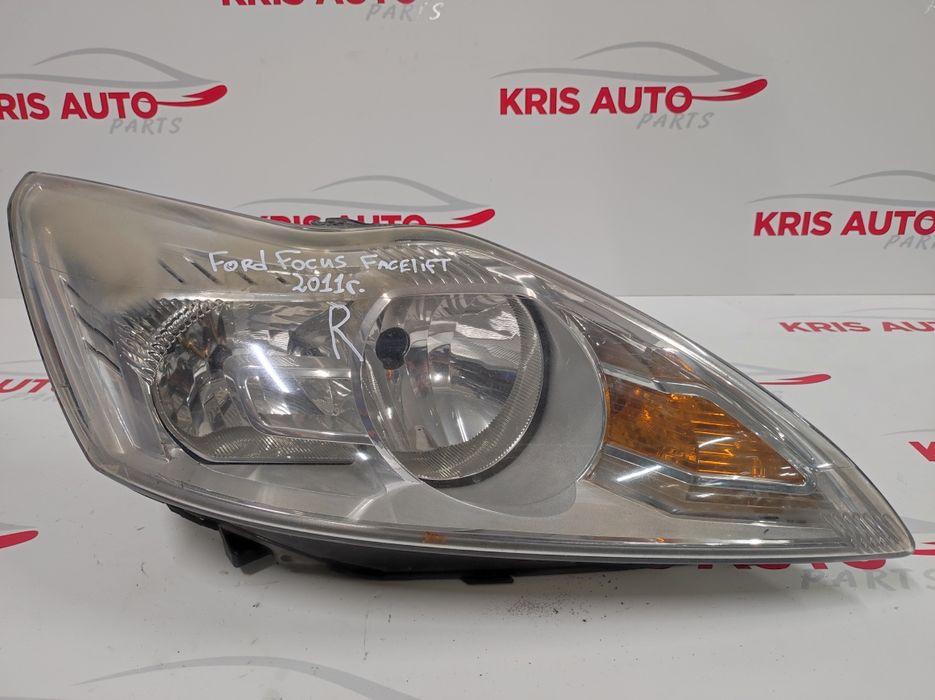 Десен фар за Ford Focus / Форд Фокус 2011г