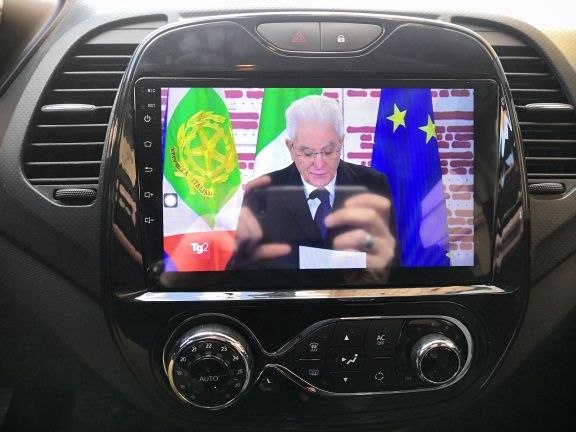 Navigatie Android Renault Captur Waze YouTube GPS Carplay BT