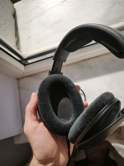 Casti Sennheisser HD 560s + placa sunet loxjie usb