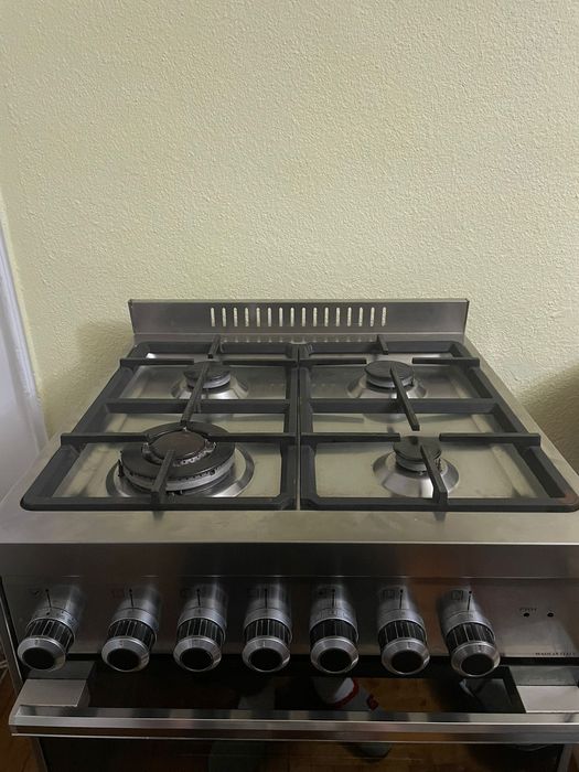 Aragaz-cuptor electric GLEM