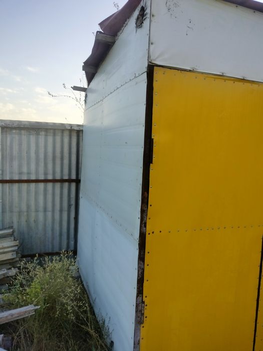 Продам утеплённый вагончик