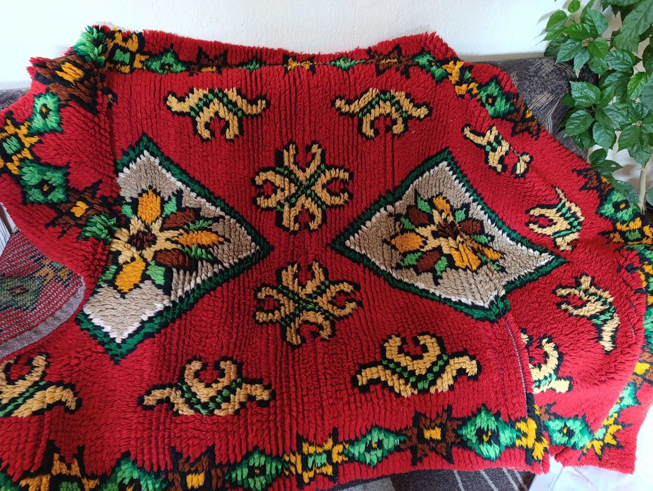 дебел вълнен губер