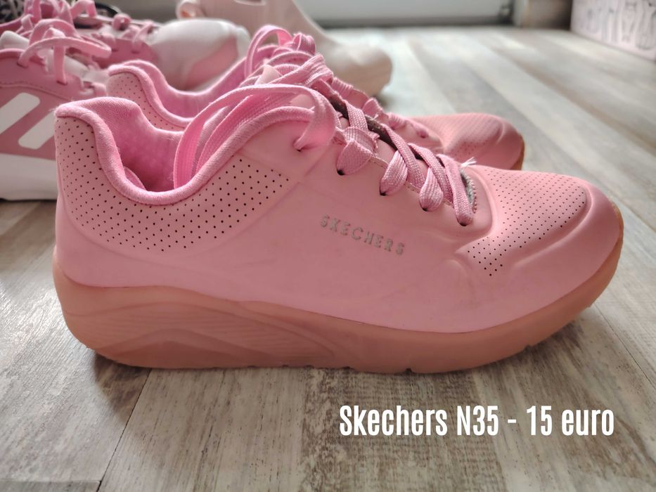 Обувки за момичета