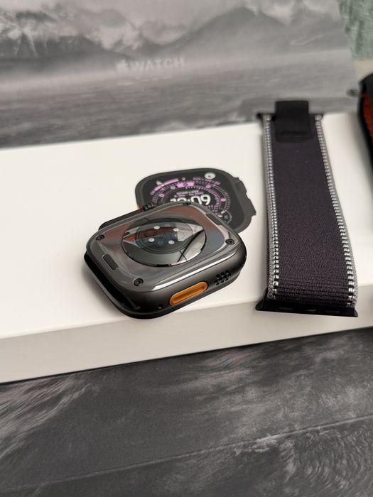 100% Apple Watch ULTRA 3 (3nd generation) / 49mm  Black Titanium