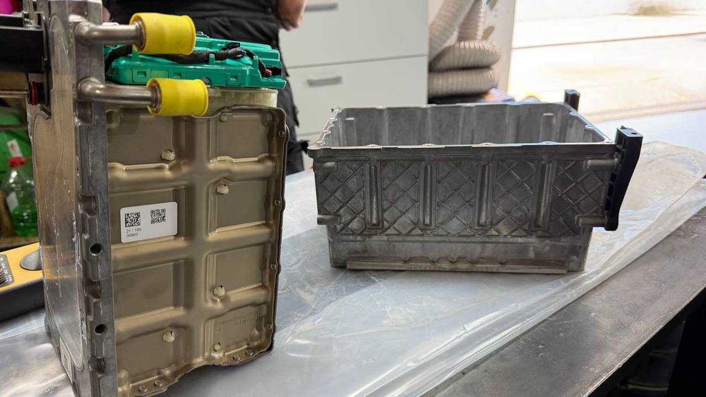 Reparații, Recondiționări și Testare Baterii Mașini Electrice / EV | Diagnoză & Chargere