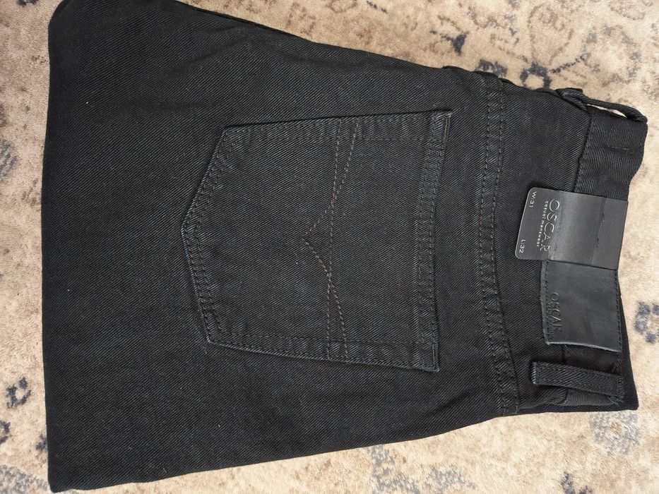 Blugi Oscar negri W31 L32