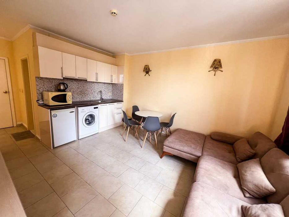 Продава се Двустаен апартамент в к.к. Слънчев бряг - 54 кв.м за 1204 €/кв.м - Снимка #4