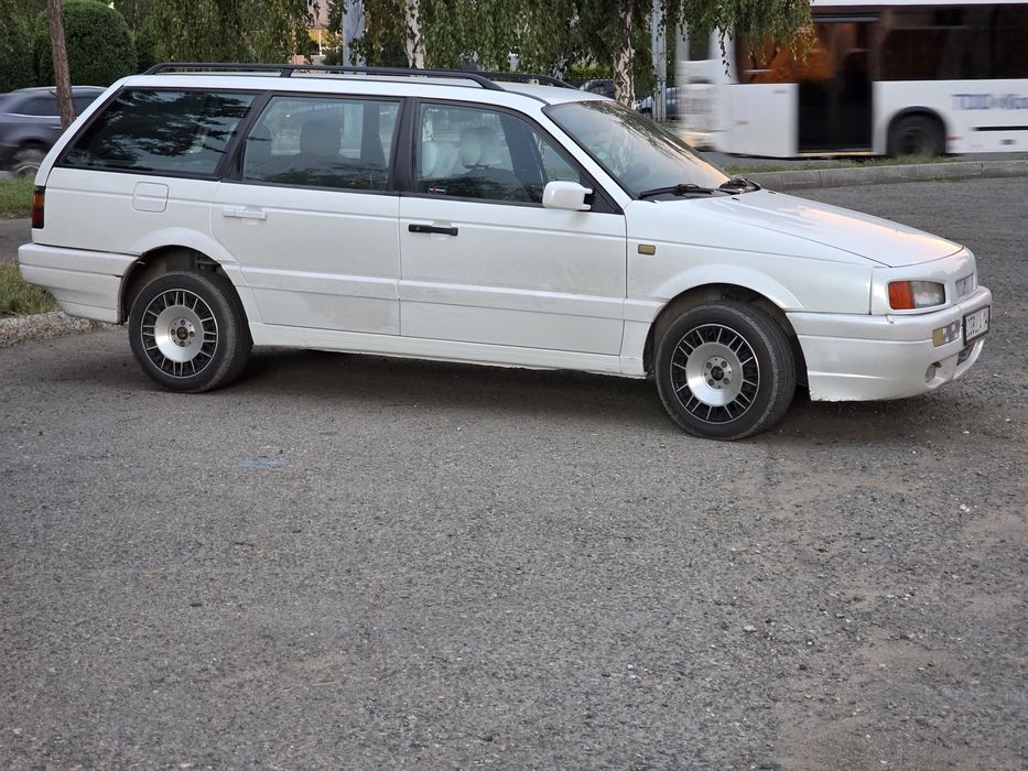 Passat B3 универсал 1.8