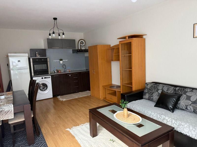 Дава се под наем Двустаен апартамент в София, Студентски град - 65 кв.м за 598.23 € - Снимка #3