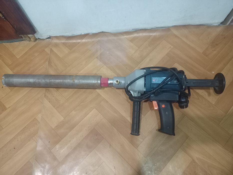 Продам дрель для алмазного сверления