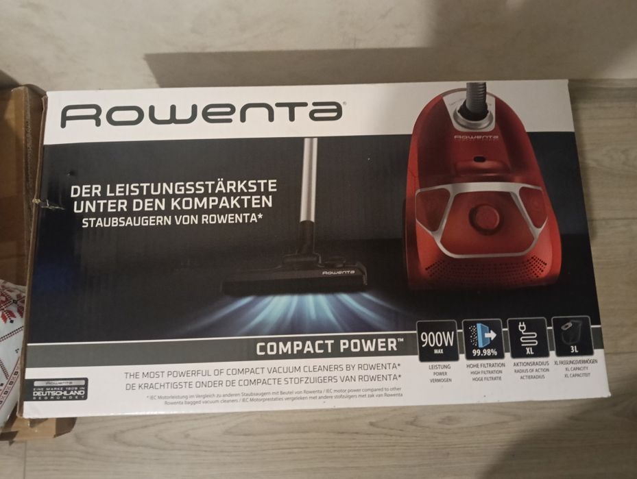 Aspirator Rowenta nou sigilat. La 300 lei. Fixx.