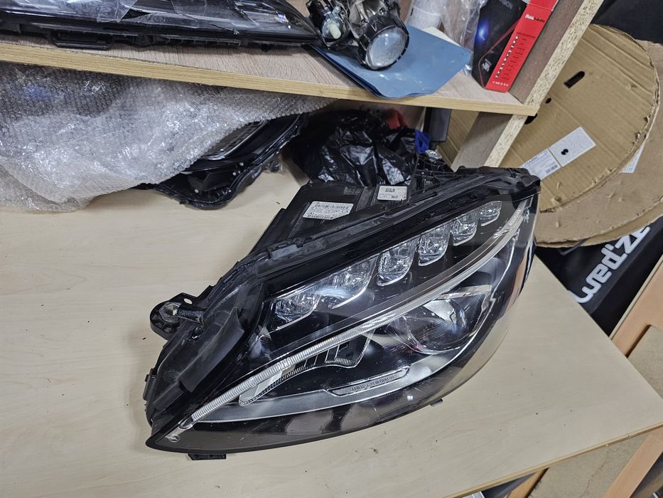 Ляв фар Mercedes W205 LED lqv far мерцедес 205 лед