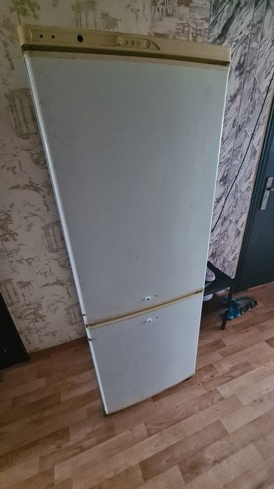Отдам холодильник даром