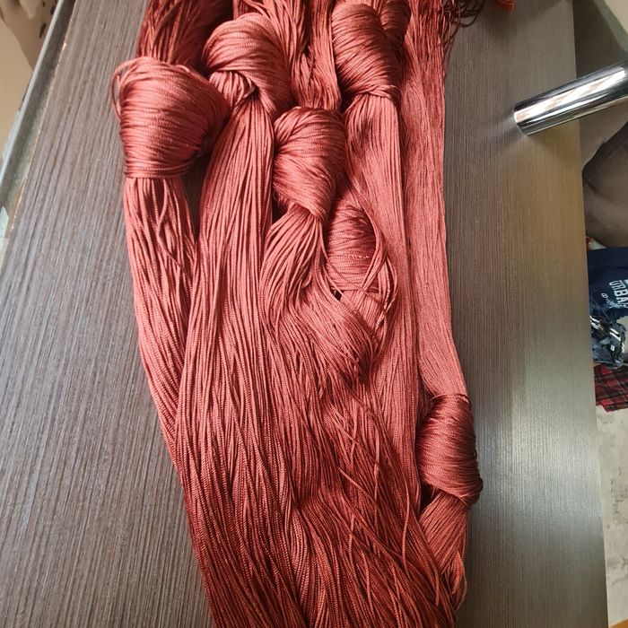 Perdea snur, gri închis și maro-caramiziu