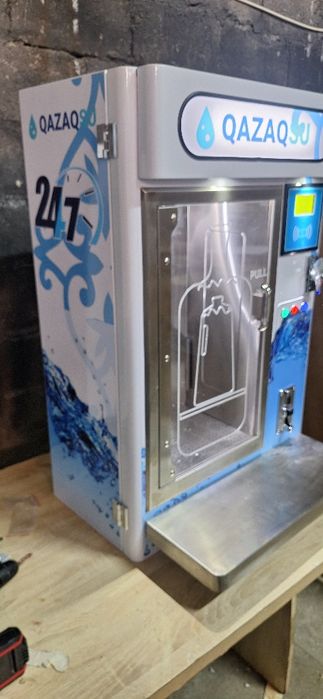 Водомат,аппарат воды,