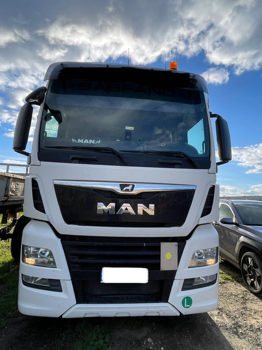 Ansamblu camion & remorcă