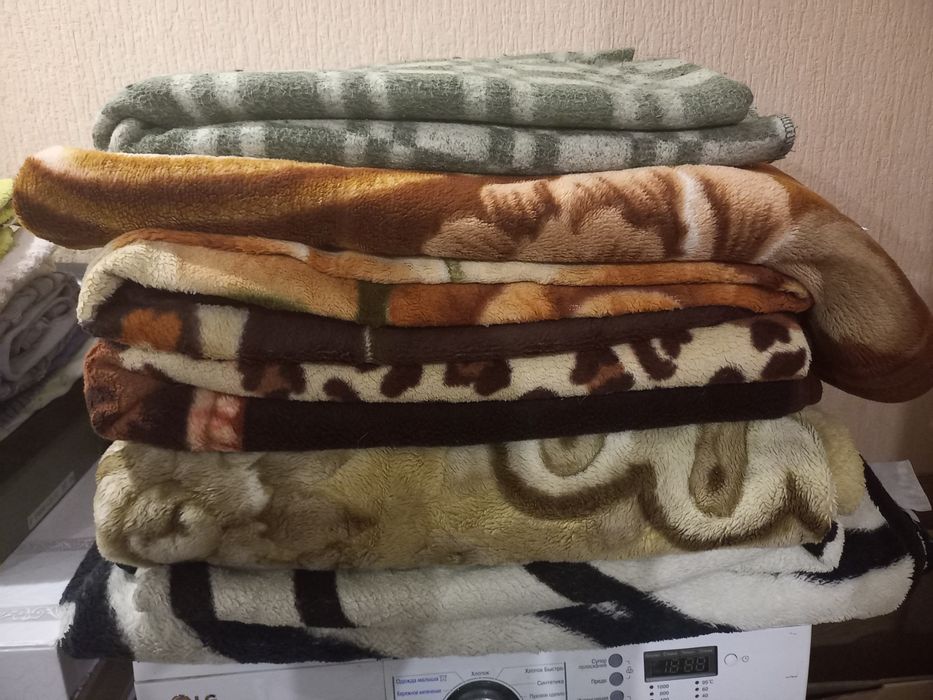 Пледы,одеяла недорого.