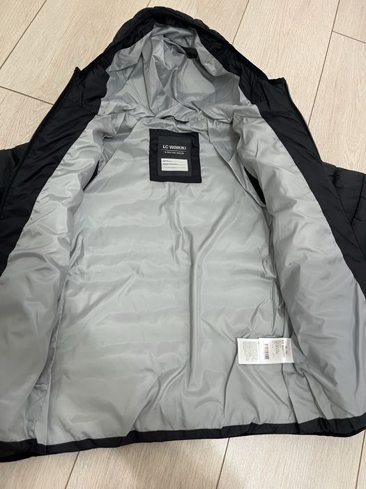 Продам куртки весна-осень для мальчиков,