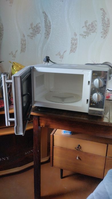 Микроволновая печь