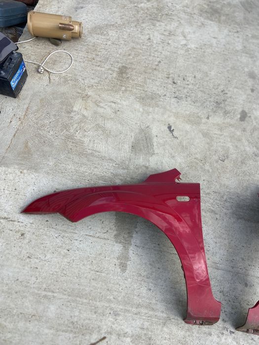 Aripa/aripi stanga/dreapta ford focus 2