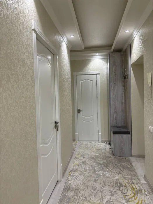 2/3/7. Худуд 8, Янгихает р-н (Сергели). Квартира 50 м², дом кирпичный.