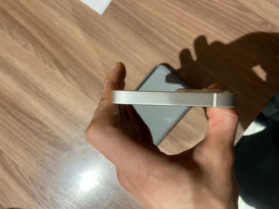 Iphone 13  Договорная
