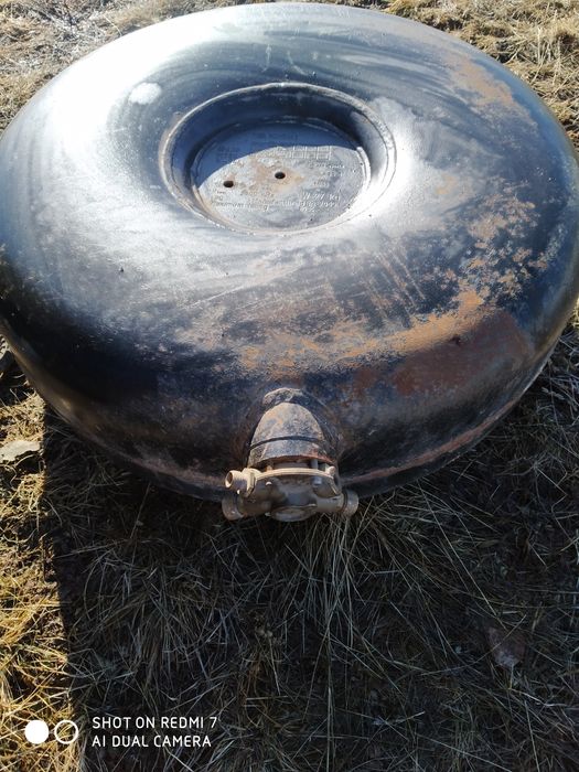 Продам газовый баллон на авто