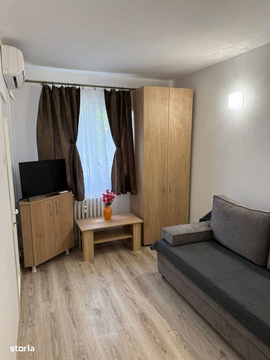 unirii rond Alba Iulia garsoniera 300€