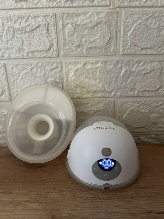 Momcozy M5 двойна помпа