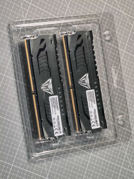 Kit 2 x 8GB Memorie RAM Patriot Viper Steel 16GB DDR4 3200MHz –