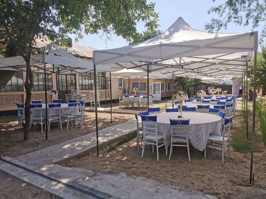 Corturi de inchiriat