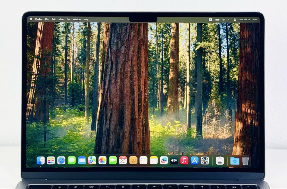 НОВ! Apple MacBook Air 15 M3 2024 8RAM 256GB Space Gray Гаранция!