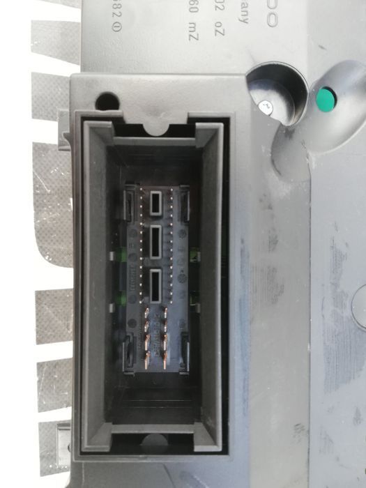 Ceas bord VW Touran Facelift 1.9 TDI BLS (105 CP)