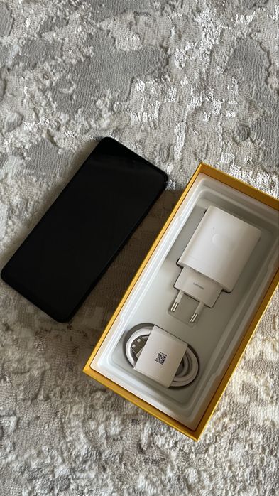 Новый смартфон realme 14T