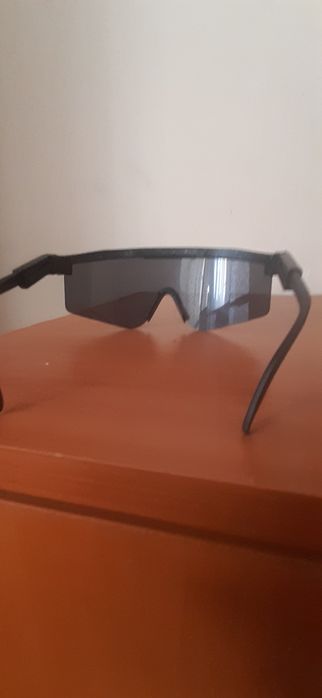 Продавам очила pit vipe