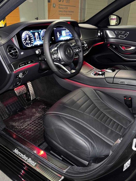 Mercedes-Benz S560 long