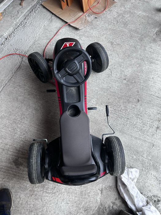 Masinuta Audi de copii cu pedale