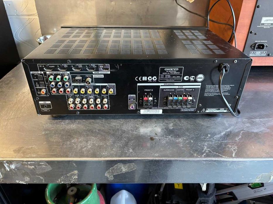 Onkyo TX-SR313 Amplifier HiFi 3d