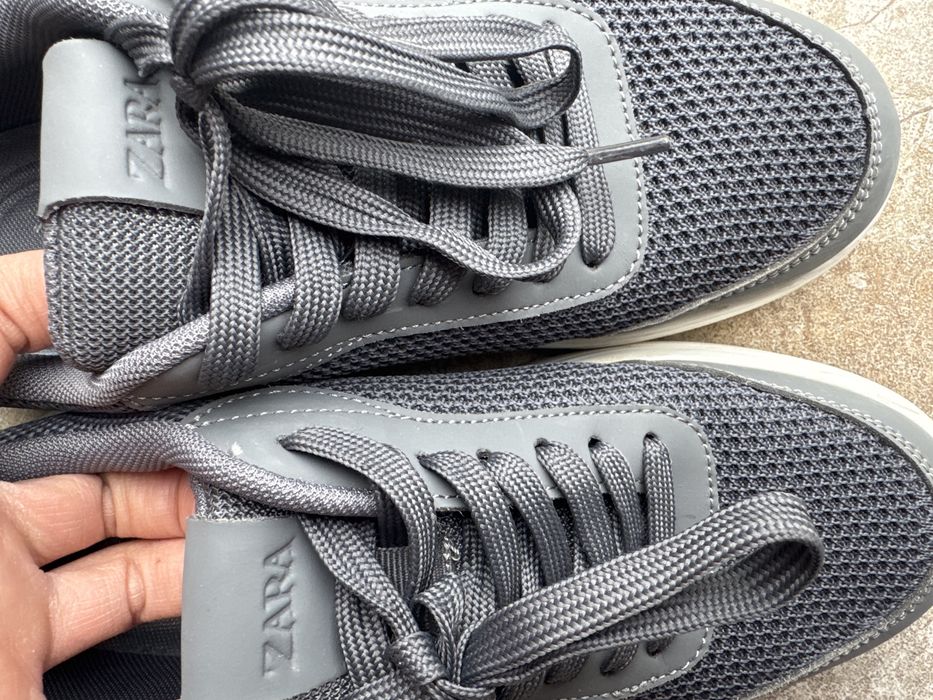 Кроссовка женская Zara