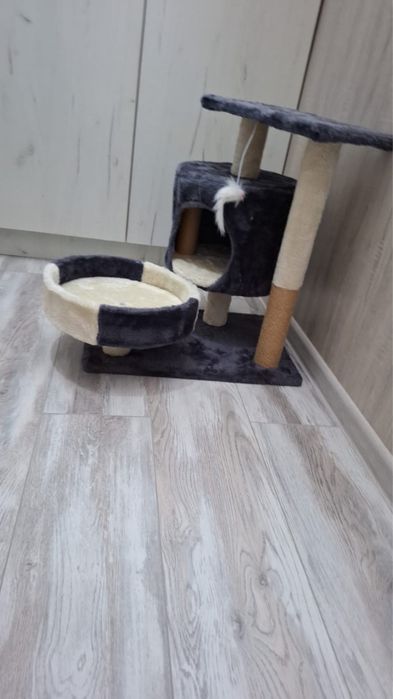 Продам домик для котенка