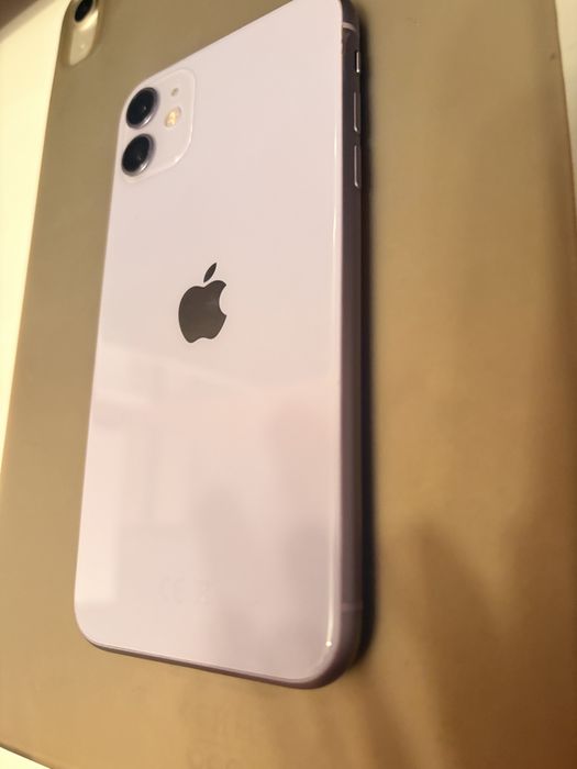 Iphone 11 64gb folosit dar in stare perfecta