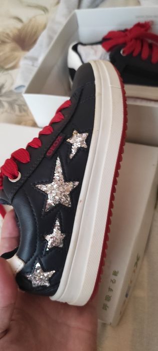 Детски обувки, маратонки.