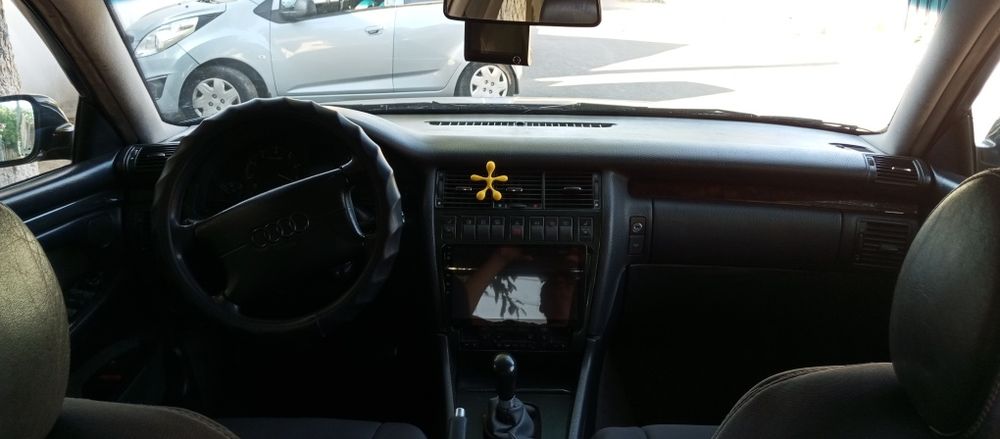 Ауди а8 d2 продаю