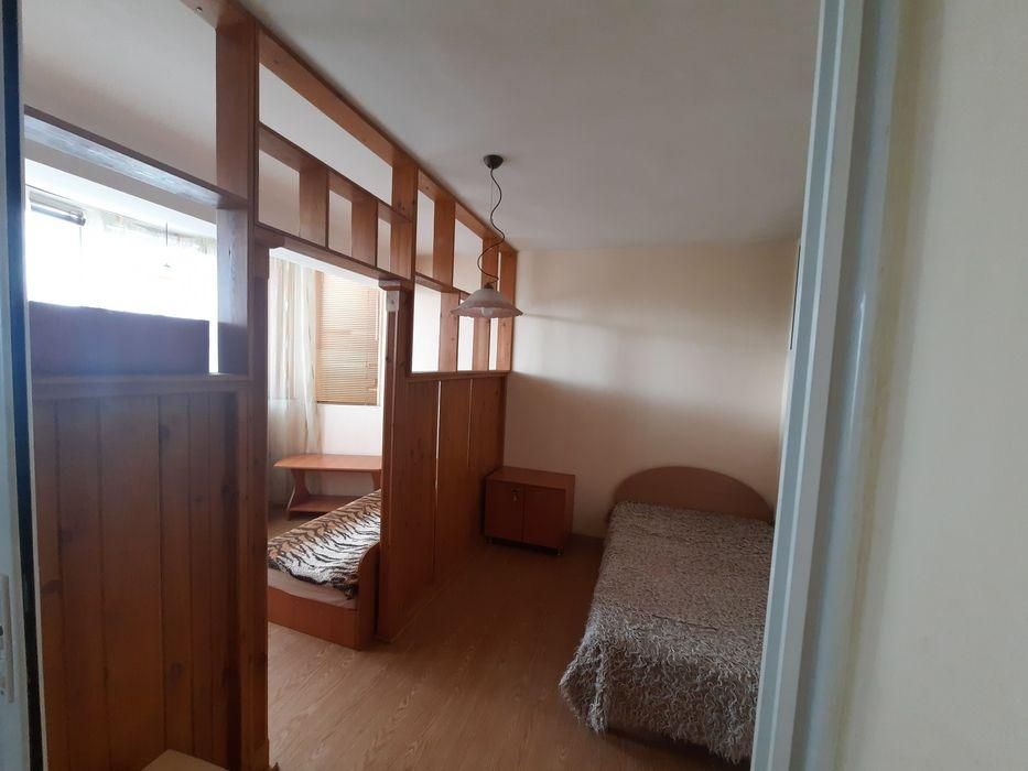 Дава се под наем Тристаен апартамент в Варна, Цветен квартал - 70 кв.м за 400 € - Снимка #7