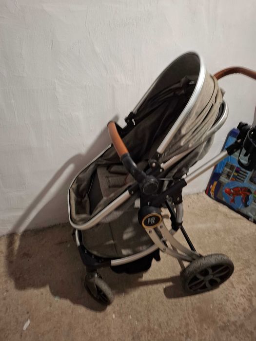 Бебешка количка 2 в 1