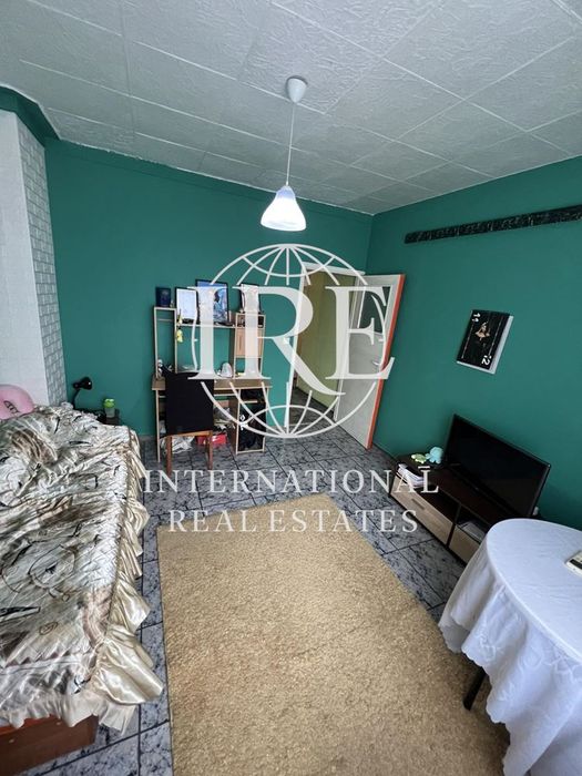 Продава се Тристаен апартамент в Варна, Цветен квартал - 63 кв.м за 1214 €/кв.м - Снимка #7