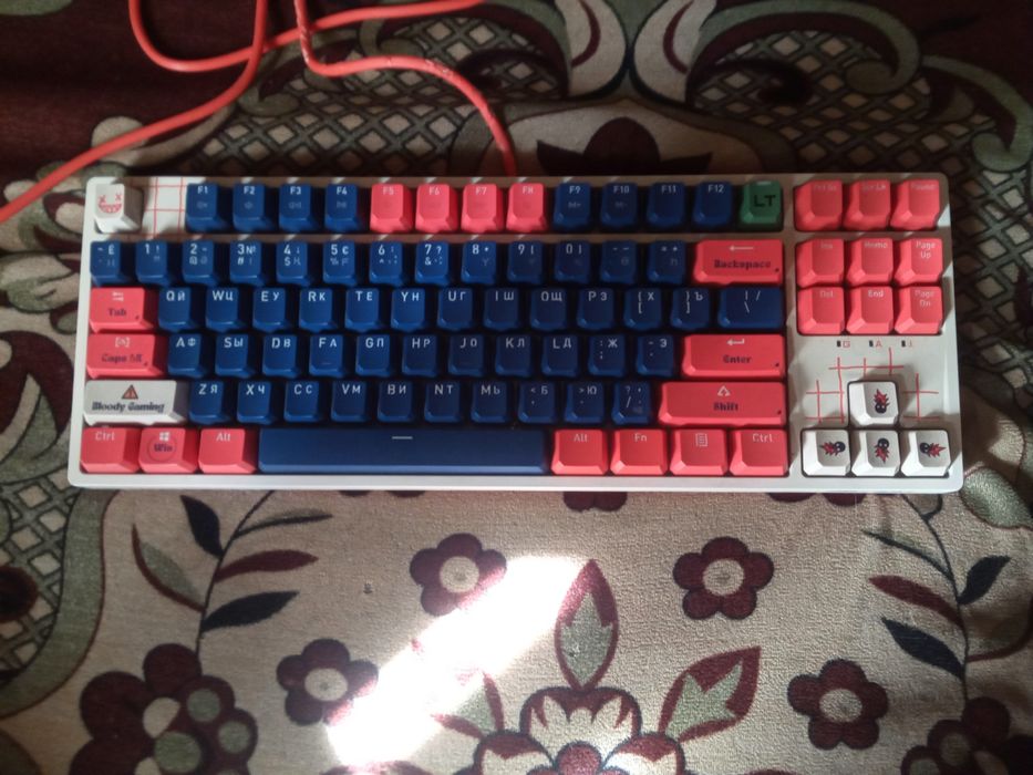 Клавиатура bloody